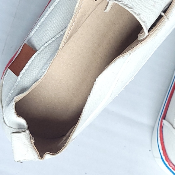 Women's Slip On  Fashion Sneackers - Picture 11 of 12